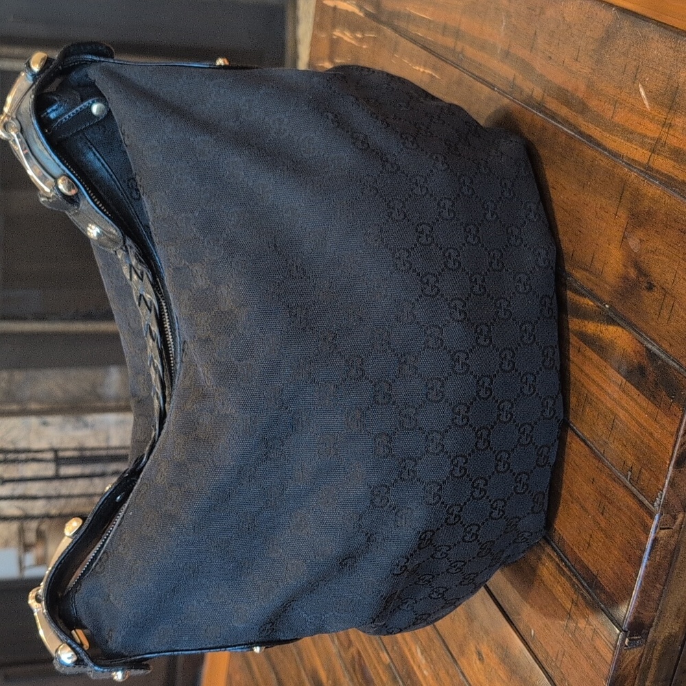 Gucci canvas Pelham hobo bag